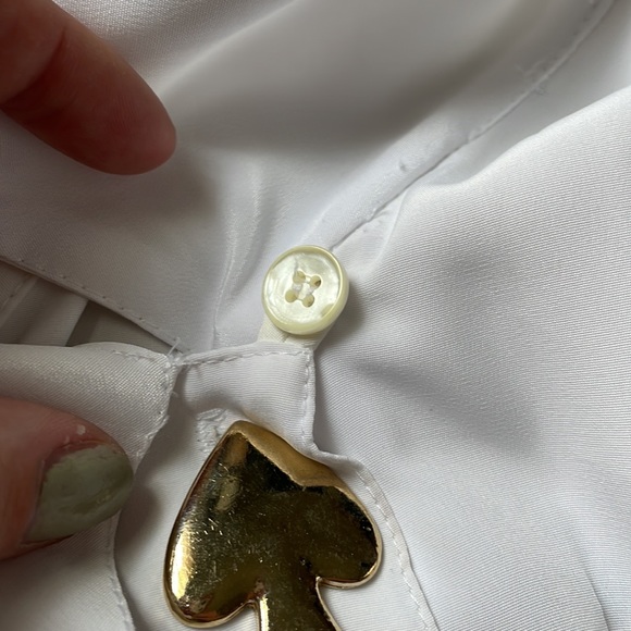 Button blouse with card suit buttons - Picture 4 of 14